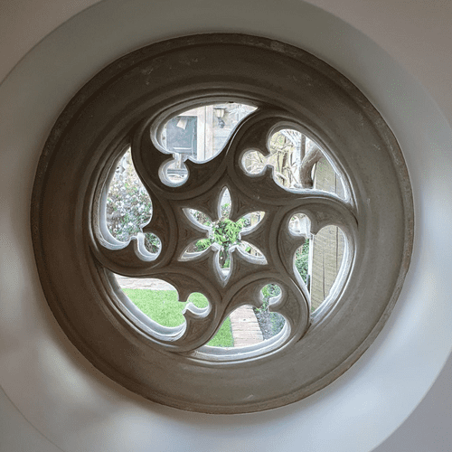 Round Gothic Ghost arch window 60 cm (Free delivery)