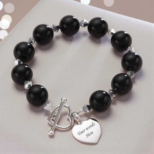 Black Pearl Bracelet with Engraved Heart | Charming Engraving