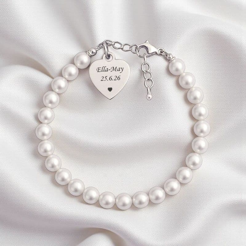 Pearl Bracelet with Engraved Heart | Charming Engraving
