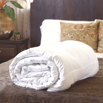 Super King Size Mulberry Silk-Filled Duvet. Best