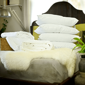 Top Grade Long-Strand Mulberry Silk-Filled Bedding Set, Super King Size Bed - Two Mulberry Silk-Filled Duvets and 4 Mulberry Silk-Filled Pillows