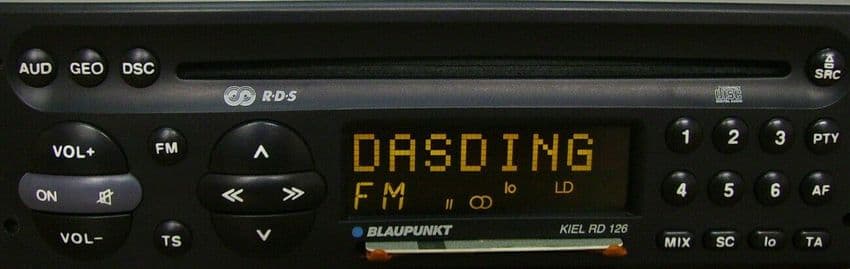 (93-96) BLAUPUNKT KIEL RD 126 STEREO Vintage Classic Car FM Radio CD PORSCHE 993, 968 . FERRARI 348