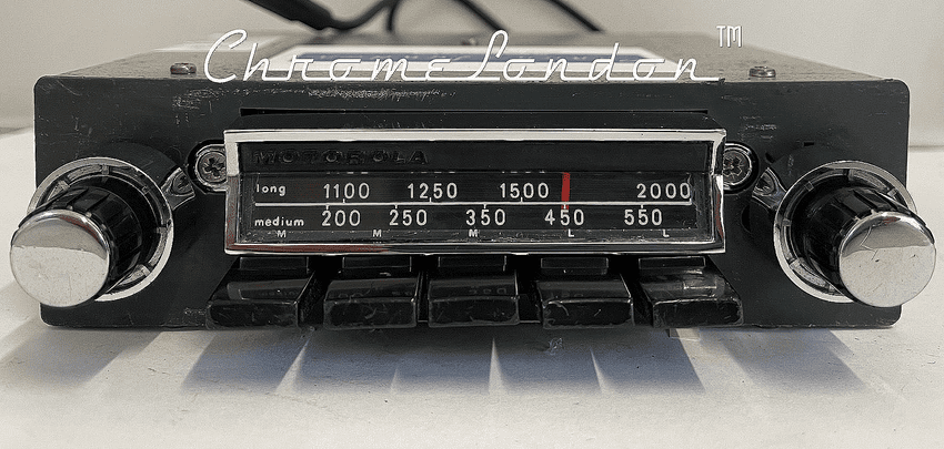 MOTOROLA 828 ASTON MARTIN Vintage Classic Car AM FM Radio 4xSTEREO DAB+ BLUETOOTH USB DBS & LATE DB6