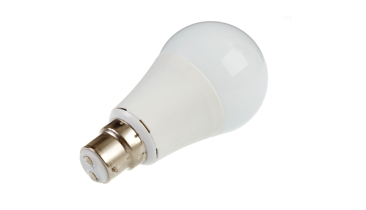 Briticent R1020 8W 4000K IP44 LED GLS Lamp B22 85-265V