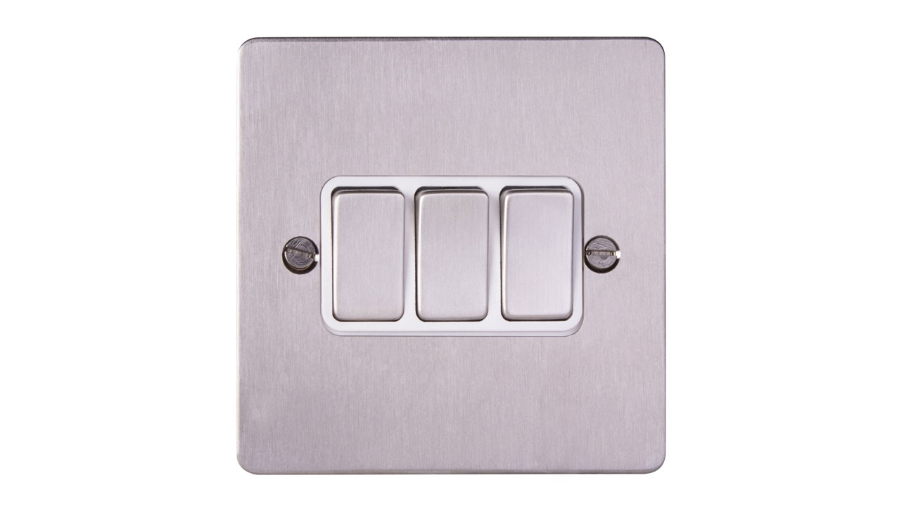 Deta 8103SSW Ultra Flatplate 3 Gang 2 Way 10AX Plate Switch Stainless Steel White Insert Box Of 5