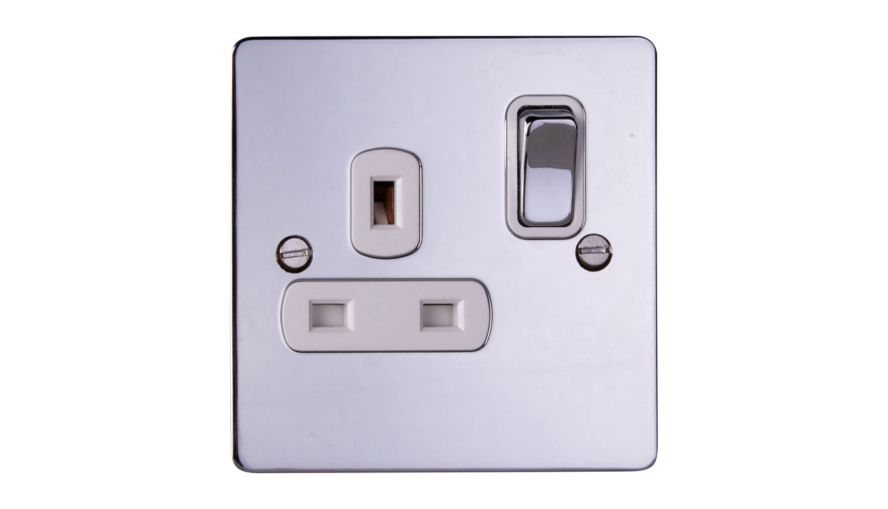 Deta 8131CHW Ultra Flatplate 1 Gang 13A DP Switched Socket Chrome White Insert Box Of 5