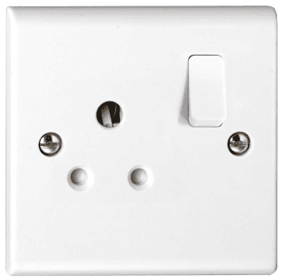 Deta S1333 Slimline White Moulded 1 Gang Round Pin Switched Socket 5A