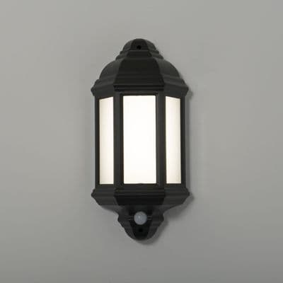 KSR Lighting KSR1157BLK Manta 10W 4000K LED Polycarbonate Half Lantern C/W Dimming
