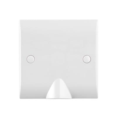 Saxby CE275 Curved Edge 20A Flex Outlet Plate