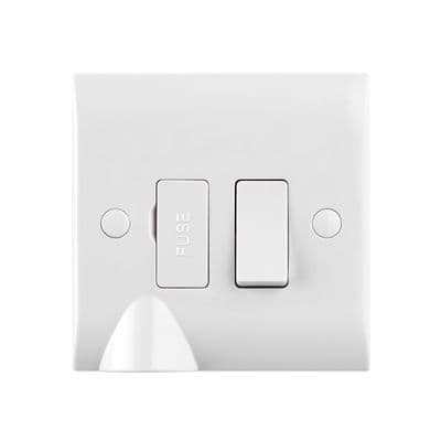 Saxby CE321 Curved Edge 13A Switched Fused Spur Unit with Flex Outlet