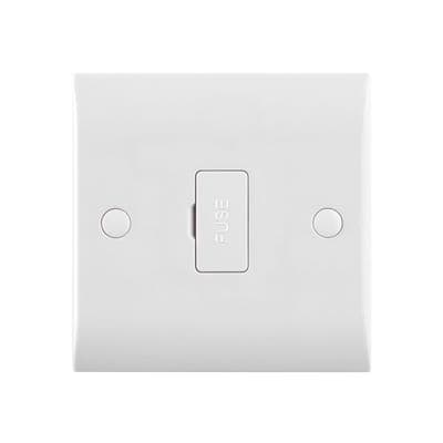 Saxby CE324 Curved Edge 13A Unswitched Fused Spur Unit