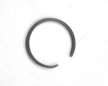 Circlip to retain input shaft