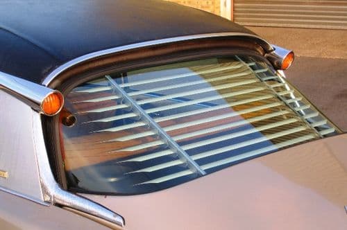 Gradulux style blind for DS / ID Saloon rear window