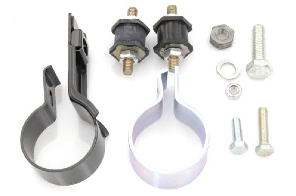 Mounting set for front part of exhaust