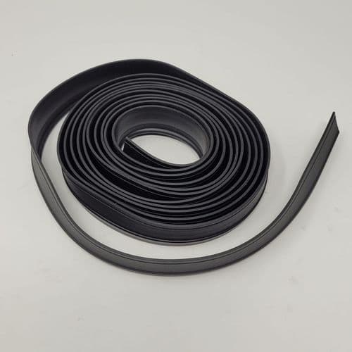 OUT OF STOCK Front door seal - left or right. HY