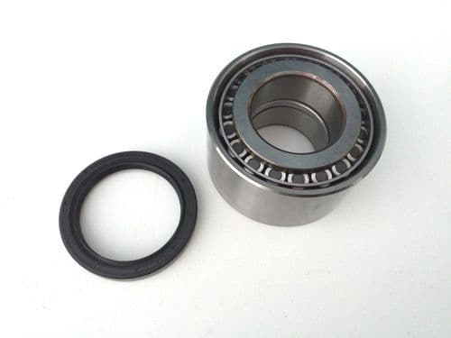 Rear Wheel bearing kit until 9/66