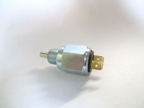 Reverse light switch