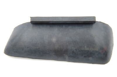 Rubber seal at bottom of left B post
