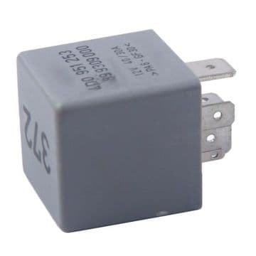 Fuel Pump Relay #372 Fit for Audi A4 S4 A6 S6 A8 S8 Allroad VW Passat Uk