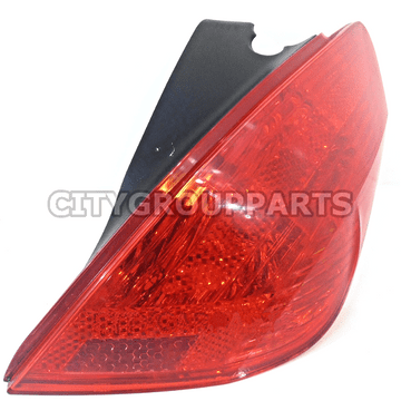 GENUINE PEUGEOT 308 5DR MODELS 2007 TO 13 DRIVER RIGHT SIDE REAR CLUSTER LAMP LIGHT