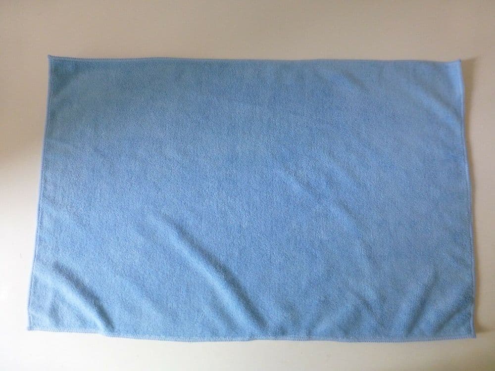 VIOLIN CLEANING CLOTH AND COVER BLUE RECTANGULAR TO FIT INSTRUMENT AND CASE