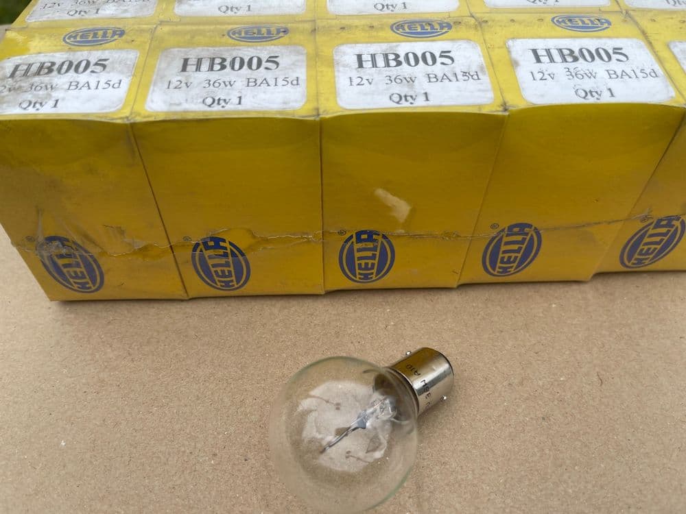 DBG 005 12V 36W BA15d Halogen Bulb.  Packet of 10 Hella HB005