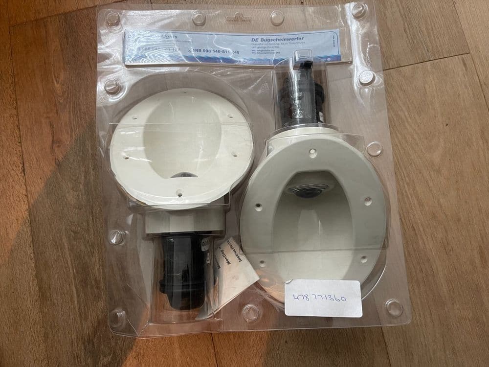 GENUINE HELLA MARINE BOW LIGHTS DOCKING LIGHTS 12V