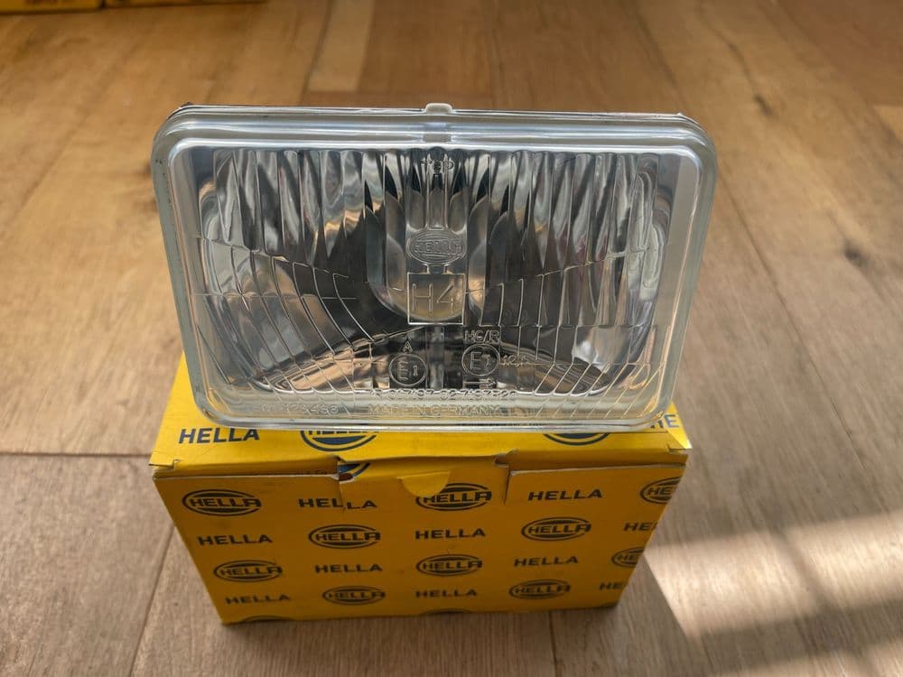 HEADLIGHT INSERT GENUINE HELLA NOS FENDT JOHN DEERE INTERNATIONAL HARVESTER