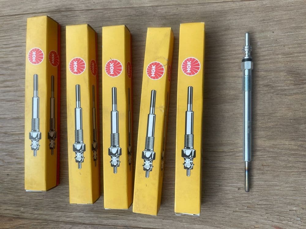 JAGUAR XK, XJ, S-TYPE 2.7 GLOW PLUS SET X 6 GENUINE NGK PARTS