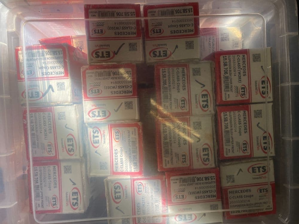 JOB LOT OF 25 ASSORTED GENUINE ETS SUSPENSION PARTS FOR MERCEDES CARS AND VANS