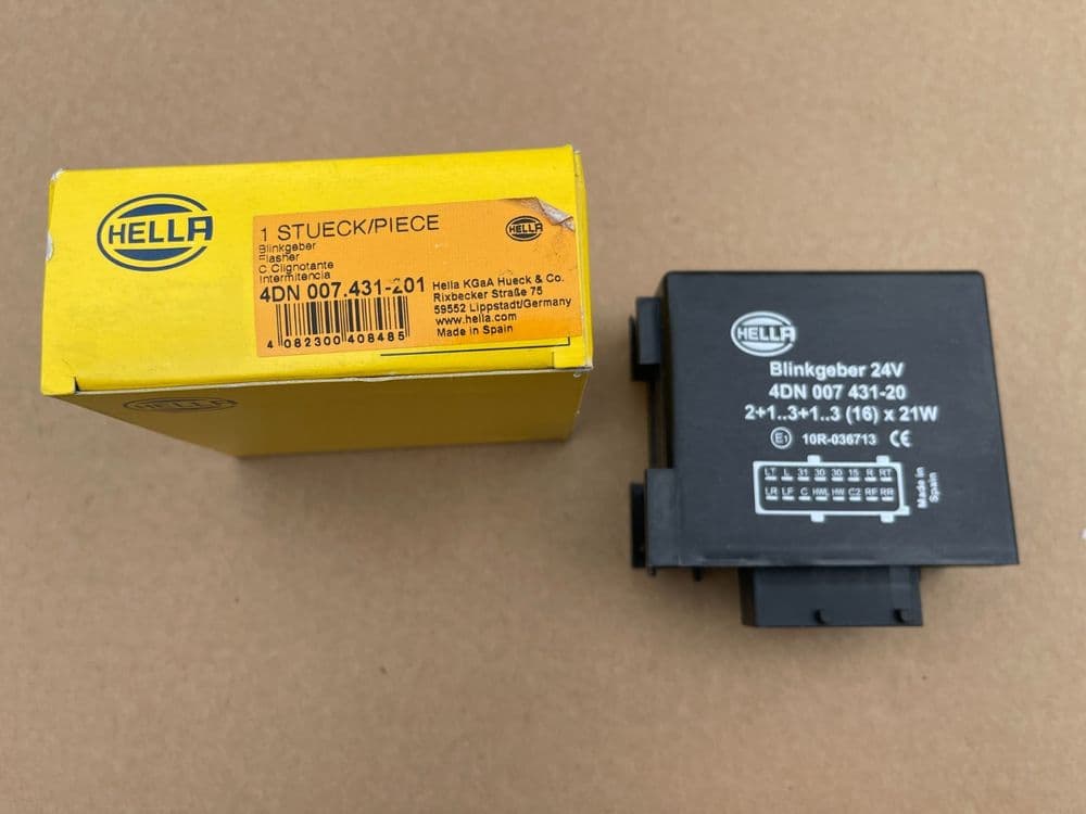 SCANIA 4 SERIES,  24 VOLT FLASHER UNIT GENUINE HELLA PN 4DN 007 431 201