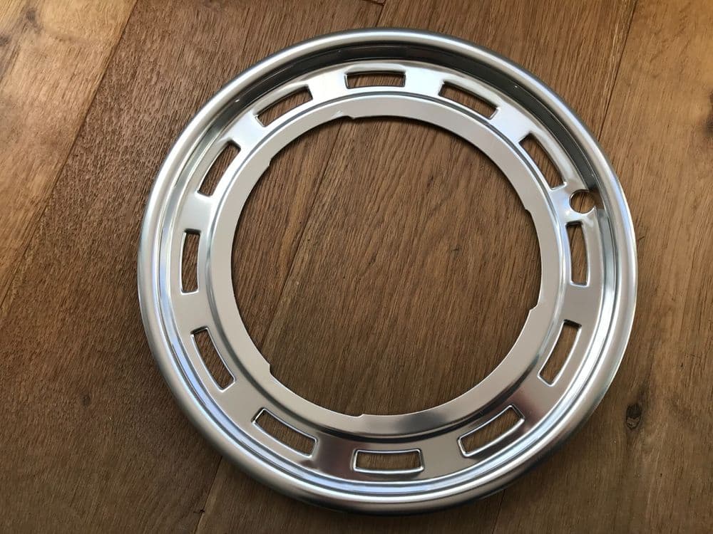 TRIUMPH HERALD SALOON BRAND NEW GENUINE STANPART NOS WHEEL TRIMS FULL CAR SET