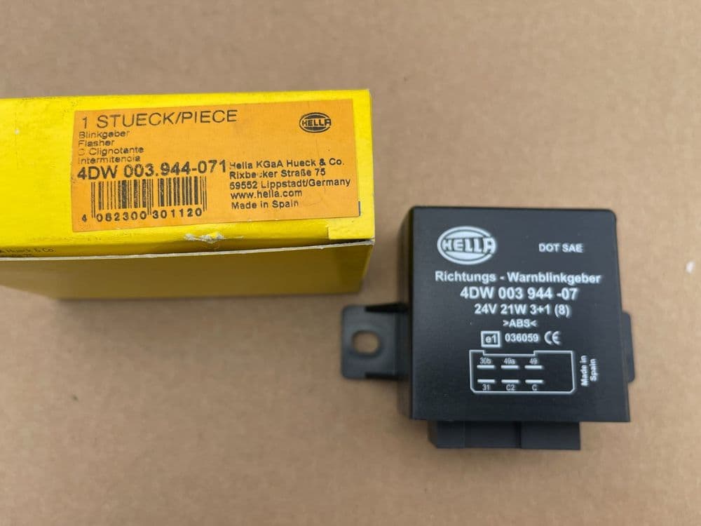 VOLVO F7 F10 F12 F16 FH FH12 FH16 FM7 FM12 N7 N10 24 VOLT FLASHER UNIT GEN HELLA