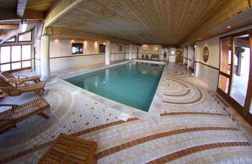 Arcs 2000, Apartment Arolles Neiges, 5 bedrooms sleeps 10 with PRIVATE sauna, 12/3/22