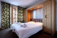 Alpine Charms,  Arcs 2000 Cimes 4 bedroom + cabine  sleeps 10