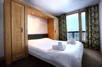 Alpine Charms,  Arcs 2000 Cimes 4 bedroom + cabine  sleeps 10