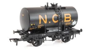 Bachmann 38-784 N.C.B. 14T Anchor-Mounted Tank Wagon, Black