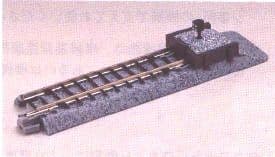 Kato 20-047 Ground Level Buffer Stop (Wood) on 62mm Straight (x2)