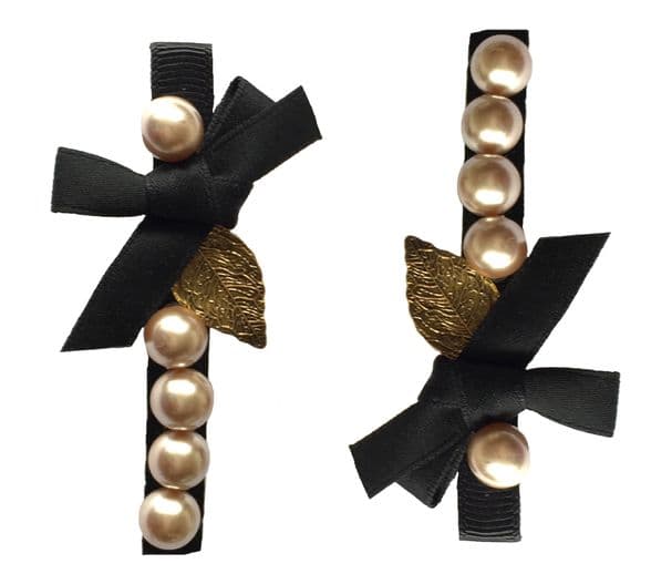 ConMiGo London Women's Red, White & Blue Sequin Hair Clip 
CL16