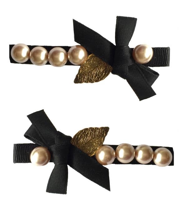 ConMiGo London Women's Red, White & Blue Sequin Hair Clip 
CL16