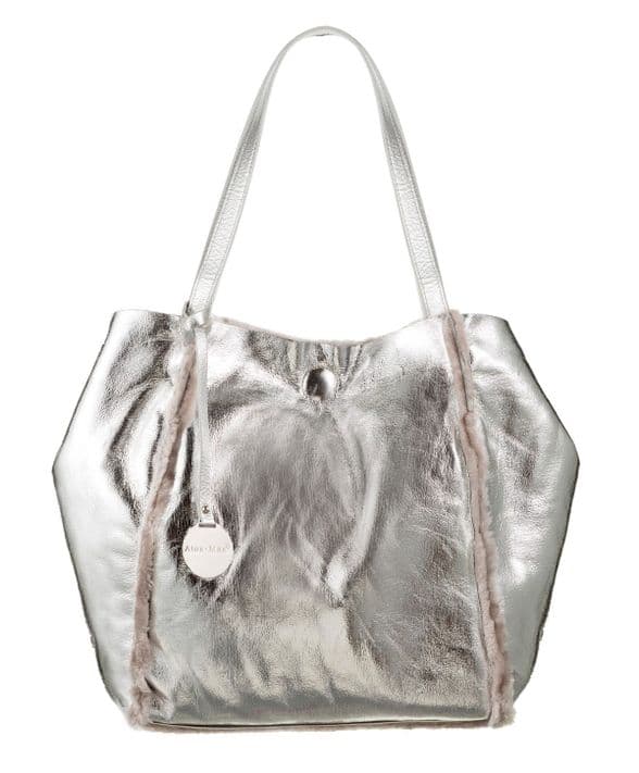 Morden Plastic Handbags
