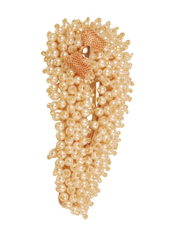 Butterfly hair slide with sparkling sequins. 
CL45