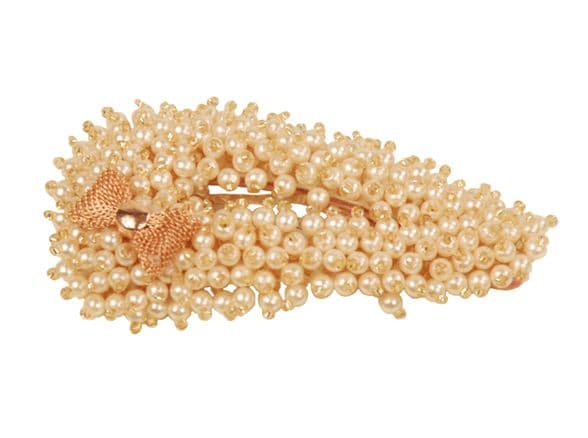 Butterfly hair slide with sparkling sequins. 
CL45