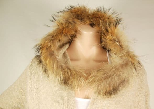 ConMiGo CD900 Beige Wool Coat-Style Cardigan with Fox Fur Hoodth Fox Fur Hood
