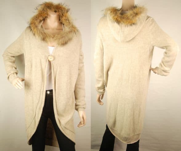 ConMiGo CD900 Beige Wool Coat-Style Cardigan with Fox Fur Hoodth Fox Fur Hood