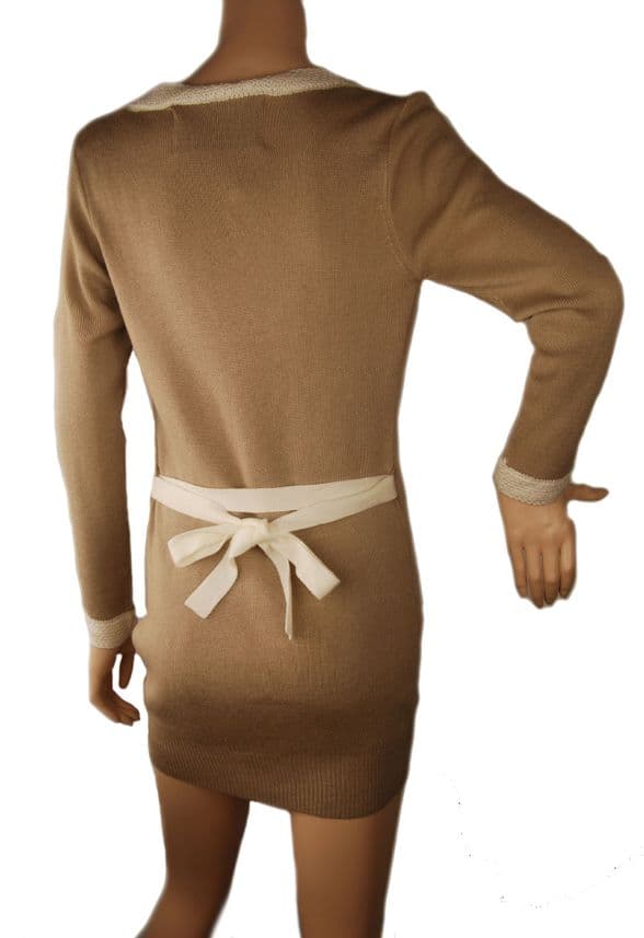 Miss Jolie - Embroidered Cat Cardigan
MiMiss Jolie Cardigan,
ss Jolie - Embroidered Cat Cardigan