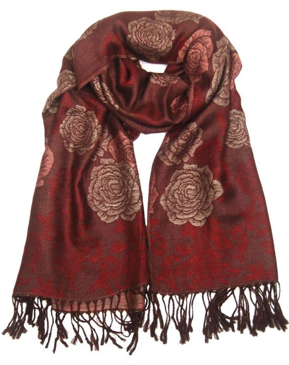 PIA ROSSSINI AZEALIA WRAP
pia rossini clothing
ALICE WRAP SILVER GREY
Luxurious Warm Knitted Wrap with Feminine Fluted Edge Detail