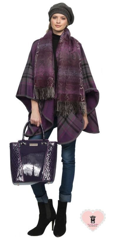 PIA ROSSSINI AZEALIA WRAP
pia rossini clothing
ALICE WRAP SILVER GREY
Luxurious Warm Knitted Wrap with Feminine Fluted Edge Detail