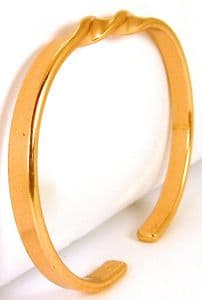 B72: Copper Bangle With Centre Twist Bracelet