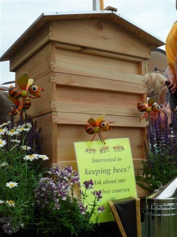 Get started with Beekeeping Please call to register interest